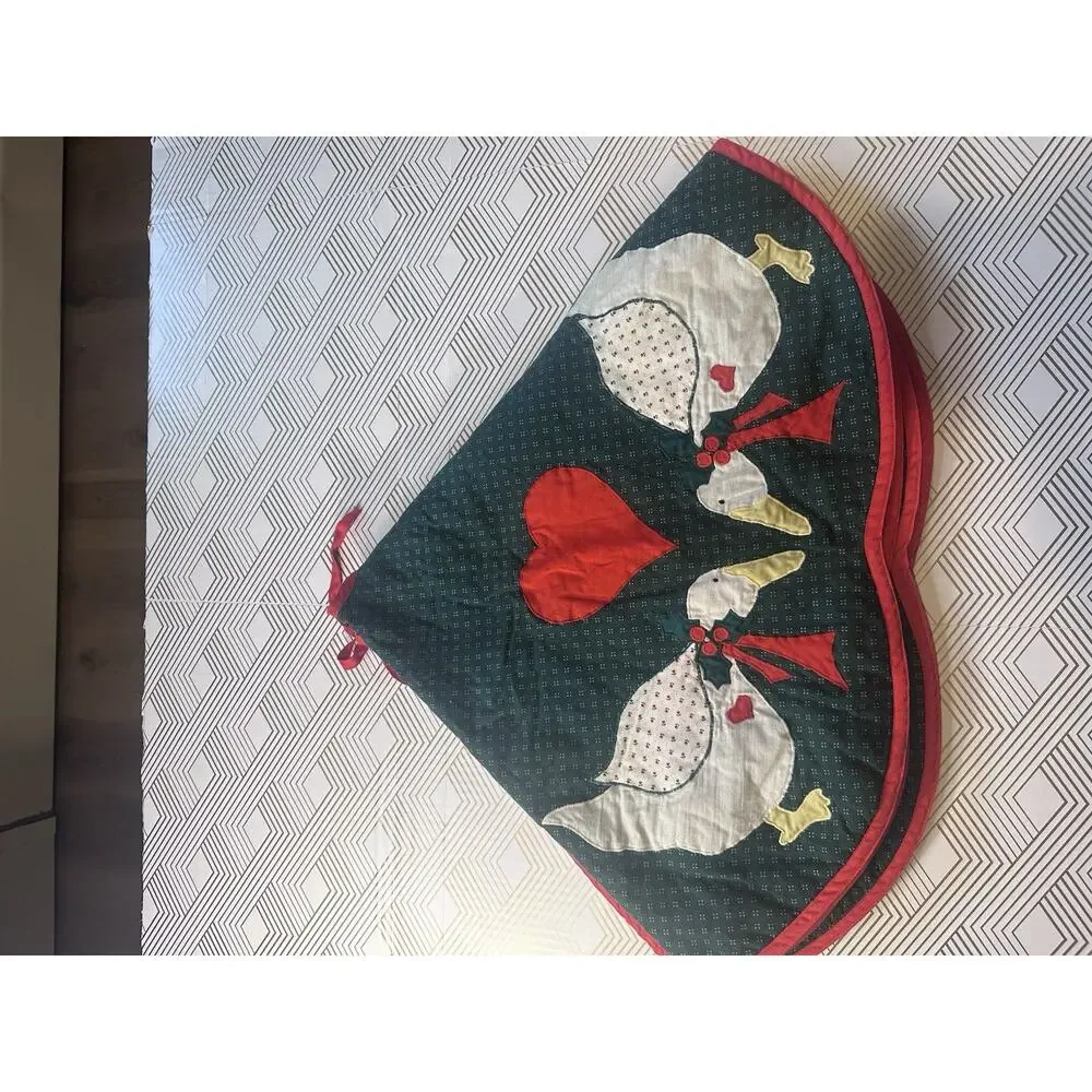 Handmade Vintage Quilted Cottage Christmas Goose Tree Skirt Country Farmhouse